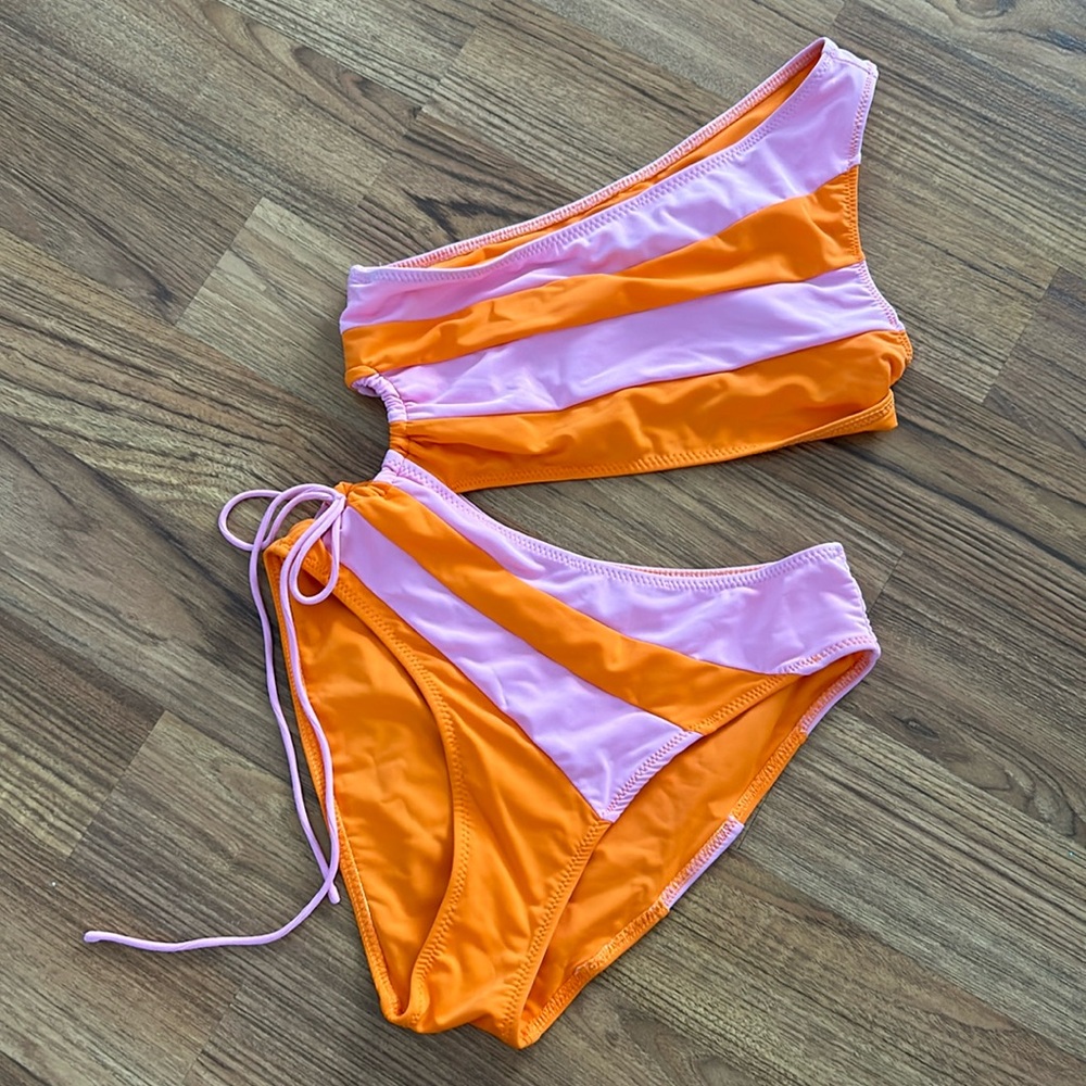 Solid & Striped one piece cut out swimsuit